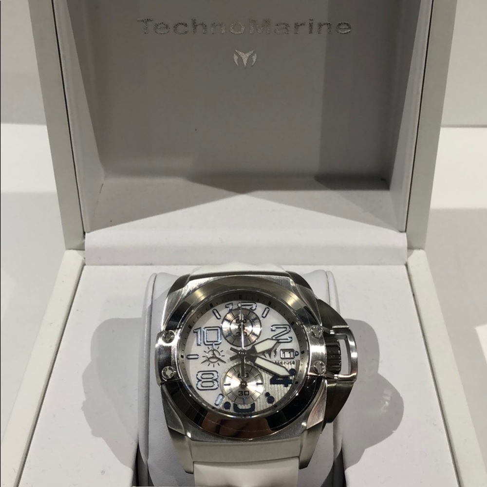TechnoMarine 52mm Black-reef 20ATM Quartz watch